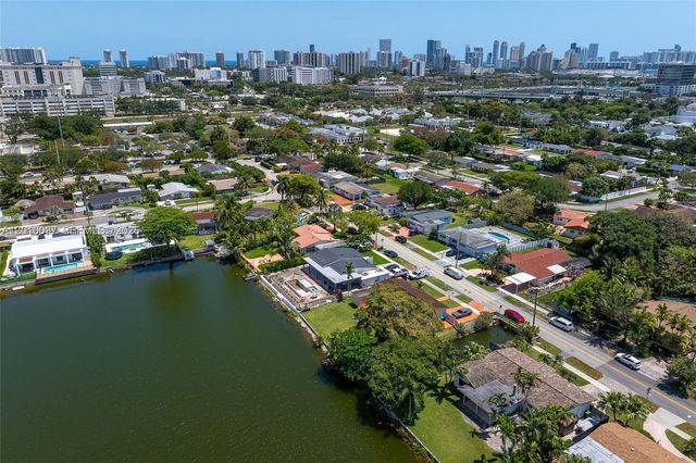 2501 NE 209th Ter, Miami, FL 33180