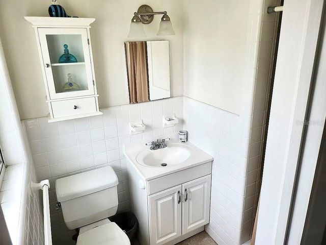 2001 MAGNOLIA DRIVE, Clearwater, FL 33764