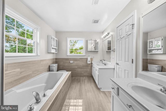 13864 REDFORD LN, Woodbridge, VA 22193