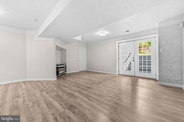 13864 REDFORD LN, Woodbridge, VA 22193