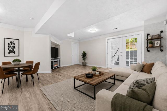 13864 REDFORD LN, Woodbridge, VA 22193