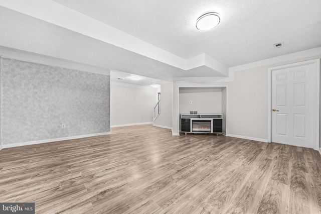 13864 REDFORD LN, Woodbridge, VA 22193
