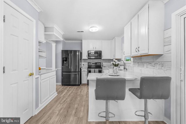 13864 REDFORD LN, Woodbridge, VA 22193