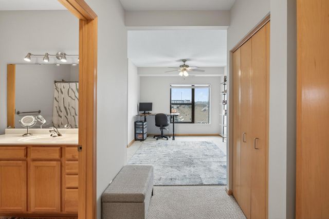 7601 Aldrich Avenue S 419, Richfield, MN 55423