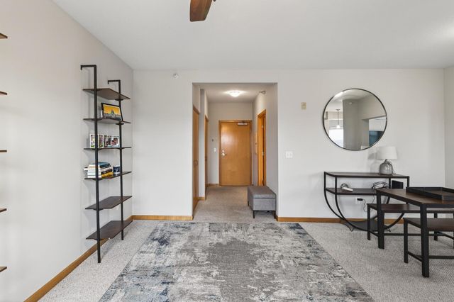 7601 Aldrich Avenue S 419, Richfield, MN 55423