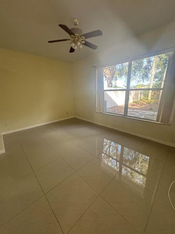 900 Bear Island Circle, West Palm Beach, FL 33409