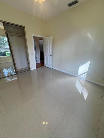 900 Bear Island Circle, West Palm Beach, FL 33409