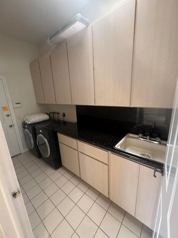 900 Bear Island Circle, West Palm Beach, FL 33409