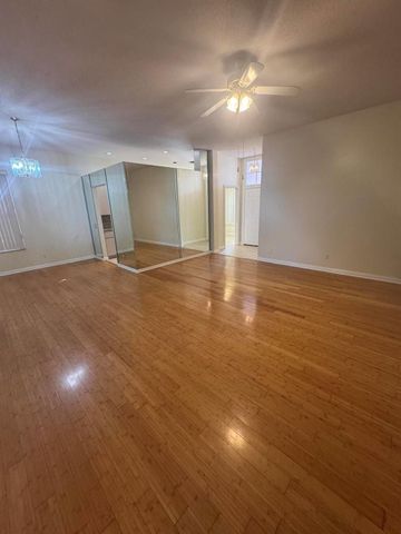 900 Bear Island Circle, West Palm Beach, FL 33409