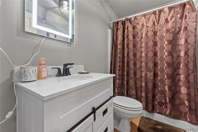 18990 E Hammond, Robertsdale, AL 36567