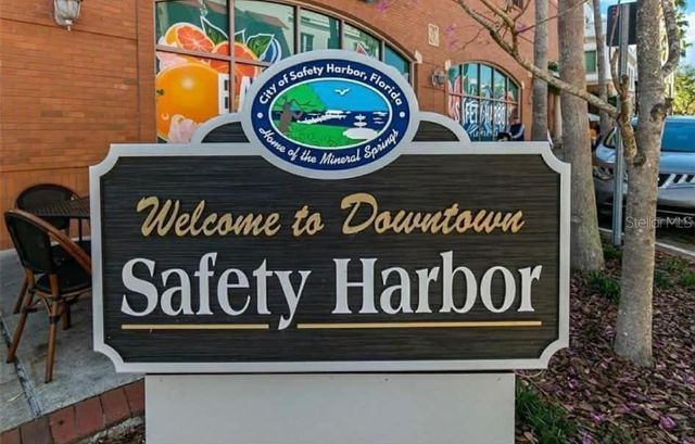 614 PINE STREET, Safety Harbor, FL 34695