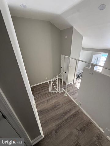 2835 WAYNE AVE, Camden, NJ 08105