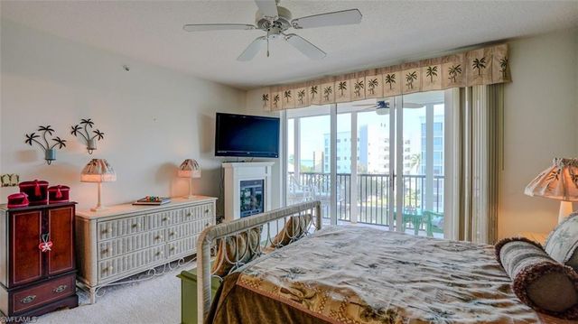 4431 Bay Beach LN # 543, Fort Myers Beach, FL 33931