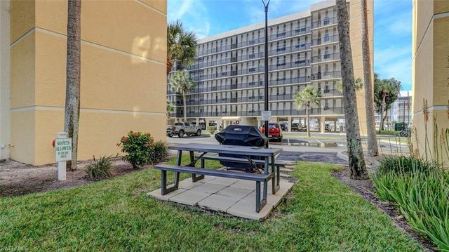 4431 Bay Beach LN # 543, Fort Myers Beach, FL 33931