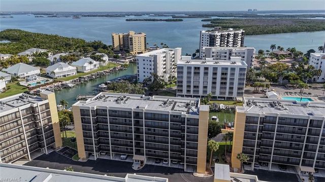 4431 Bay Beach LN # 543, Fort Myers Beach, FL 33931