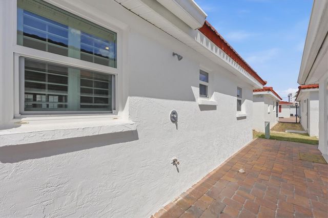 6154 MIDNIGHT PASS ROAD 7C, Sarasota, FL 34242