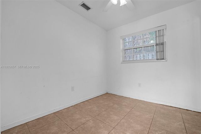 6841 Raleigh St, Hollywood, FL 33024