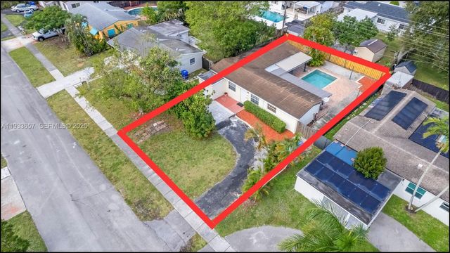 6841 Raleigh St, Hollywood, FL 33024