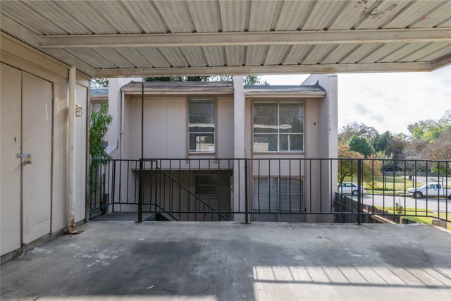 439 Valley Park Drive, Garland, TX 75043