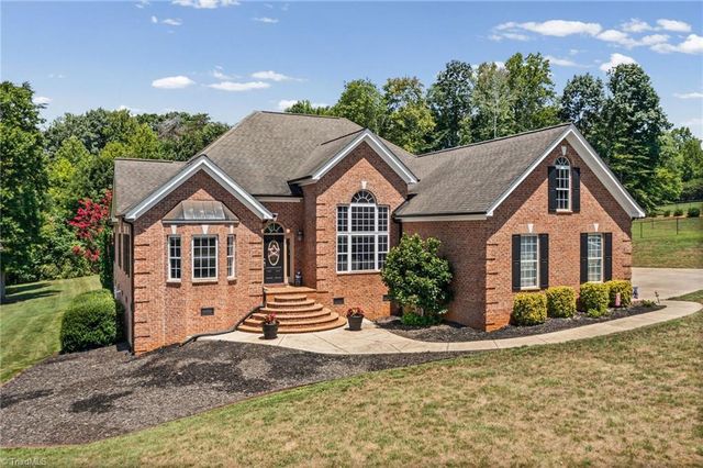 1216 Fairway Drive, Yadkinville, NC 27055