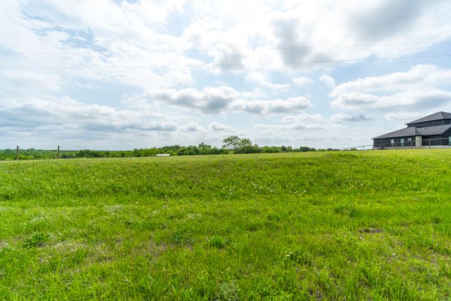 1401 E Campus Road, Palmer, TX 75152