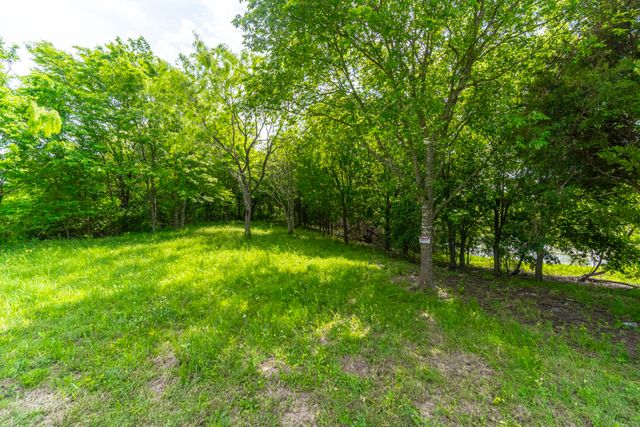 1401 E Campus Road, Palmer, TX 75152