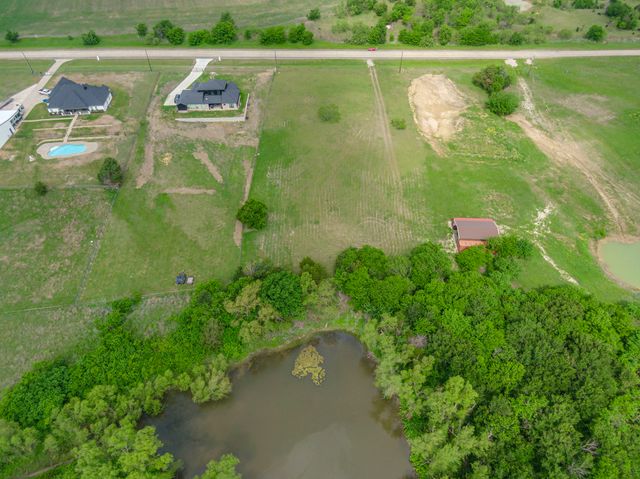 1401 E Campus Road, Palmer, TX 75152