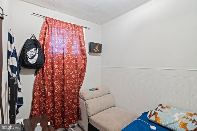 942 1ST ST, Baltimore, MD 21225