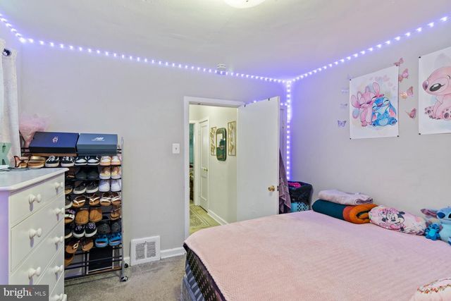 942 1ST ST, Baltimore, MD 21225