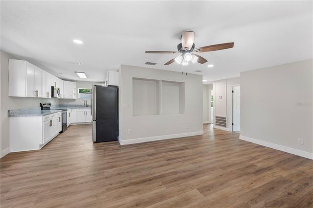 1215 EL CAMINO ROAD, Lakeland, FL 33805