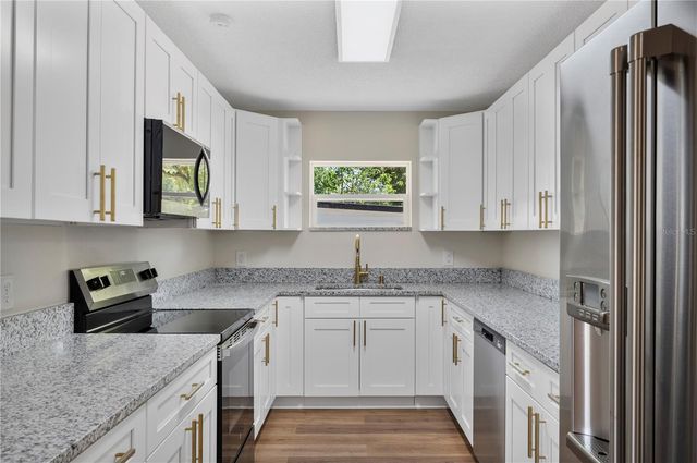 1215 EL CAMINO ROAD, Lakeland, FL 33805