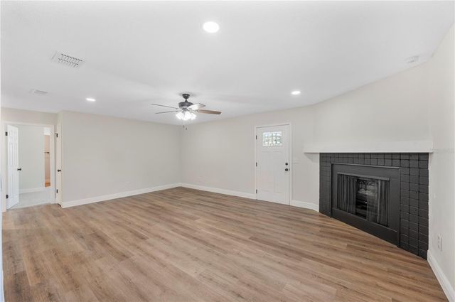 1215 EL CAMINO ROAD, Lakeland, FL 33805