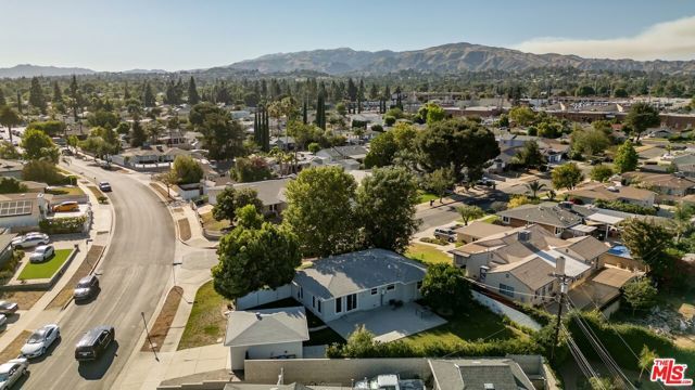 10900 Whitaker Avenue, Granada Hills (los Angeles), CA 91344