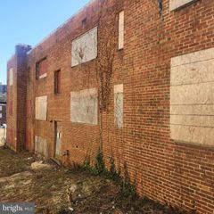 4236 6TH ST SE, Washington, DC 20032