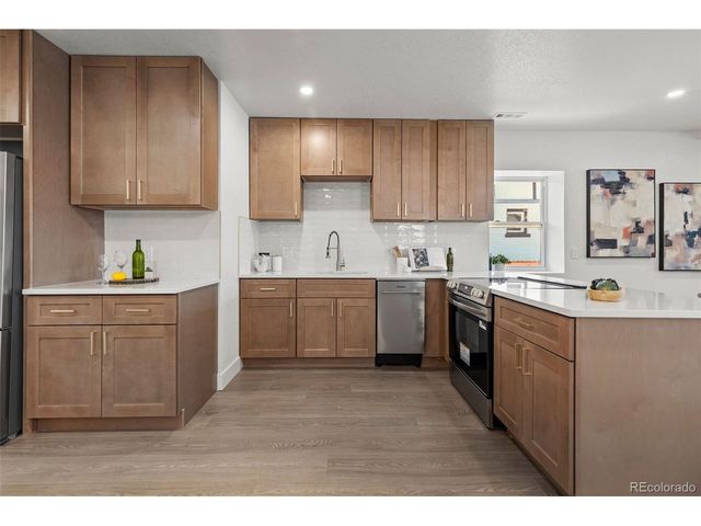 2810 N Fillmore St, Denver, CO 80205