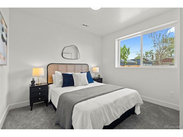 2810 N Fillmore St, Denver, CO 80205