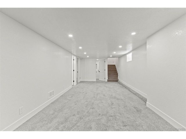 2810 N Fillmore St, Denver, CO 80205