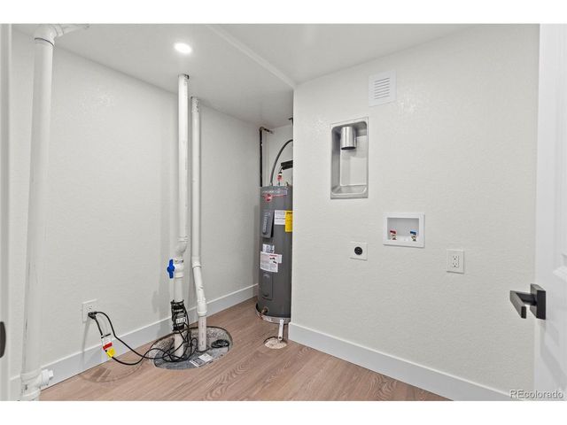 2810 N Fillmore St, Denver, CO 80205