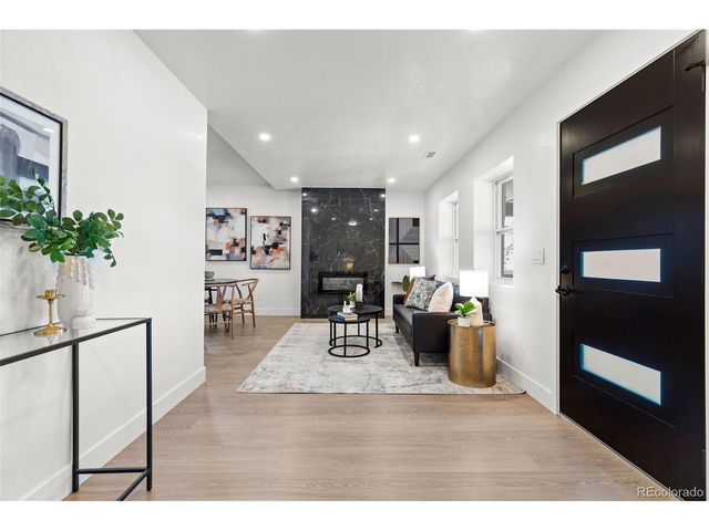2810 N Fillmore St, Denver, CO 80205