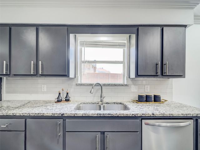 6004 White Rose Trail, Dallas, TX 75248