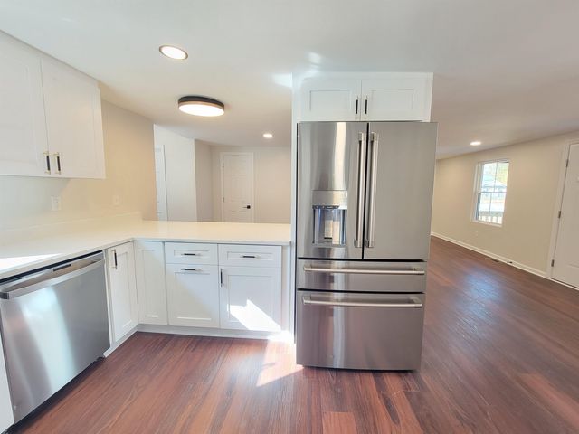 136 Moore Street, Wellford, SC 29385