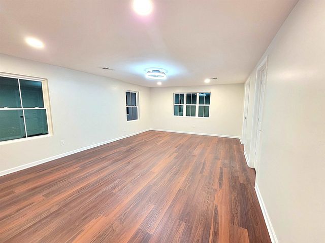 136 Moore Street, Wellford, SC 29385