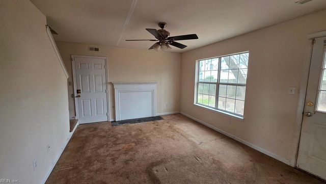 54 George CT, Hampton, VA 23663