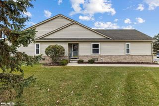 34166 Birchway Circle, Sterling Heights, MI 48312