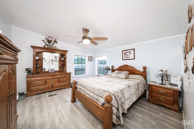27400 Harness Drive, Tehachapi, CA 93561