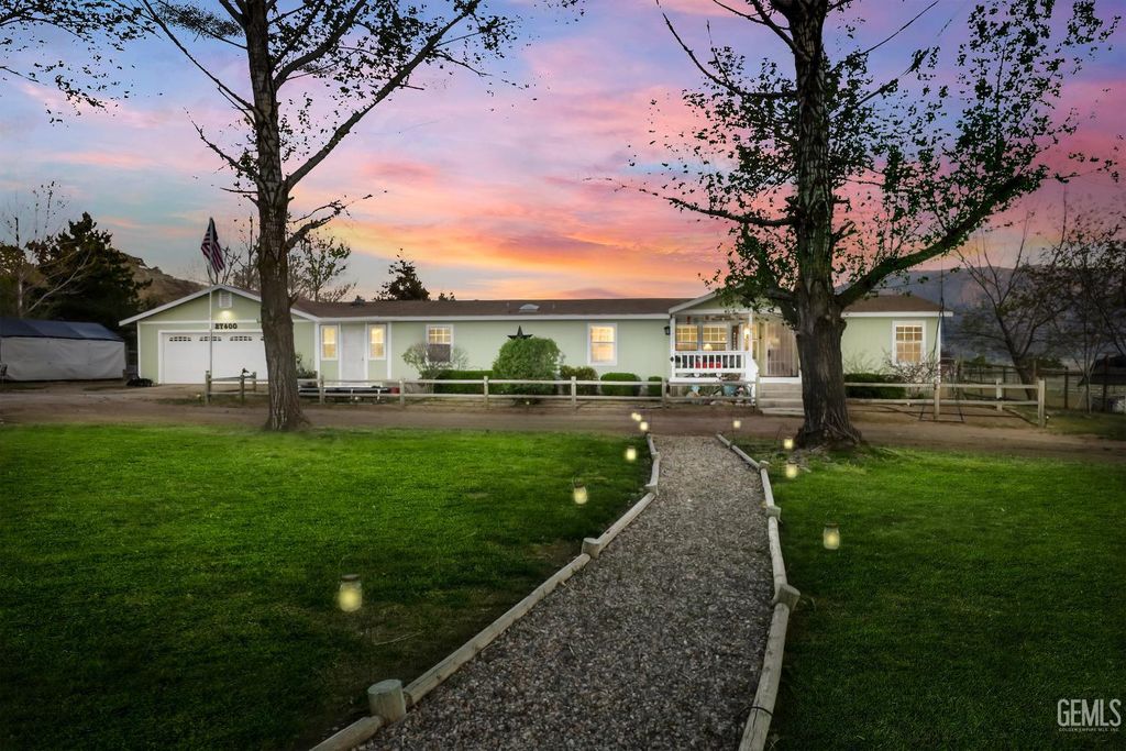 27400 Harness Drive, Tehachapi, CA 93561
