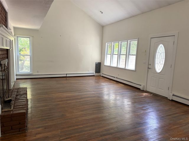 7 Albertines Lane, East Hampton, NY 11937