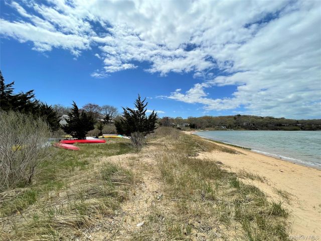 7 Albertines Lane, East Hampton, NY 11937