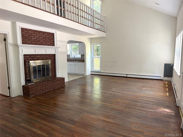 7 Albertines Lane, East Hampton, NY 11937