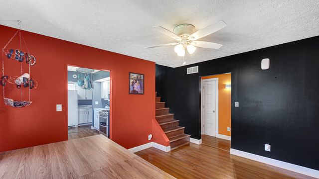 324 W Johnson Road, La Porte, IN 46350